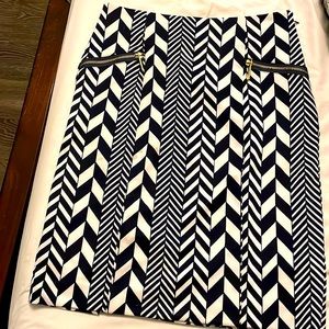 Michael Kors pencil skirt, very cute for work!